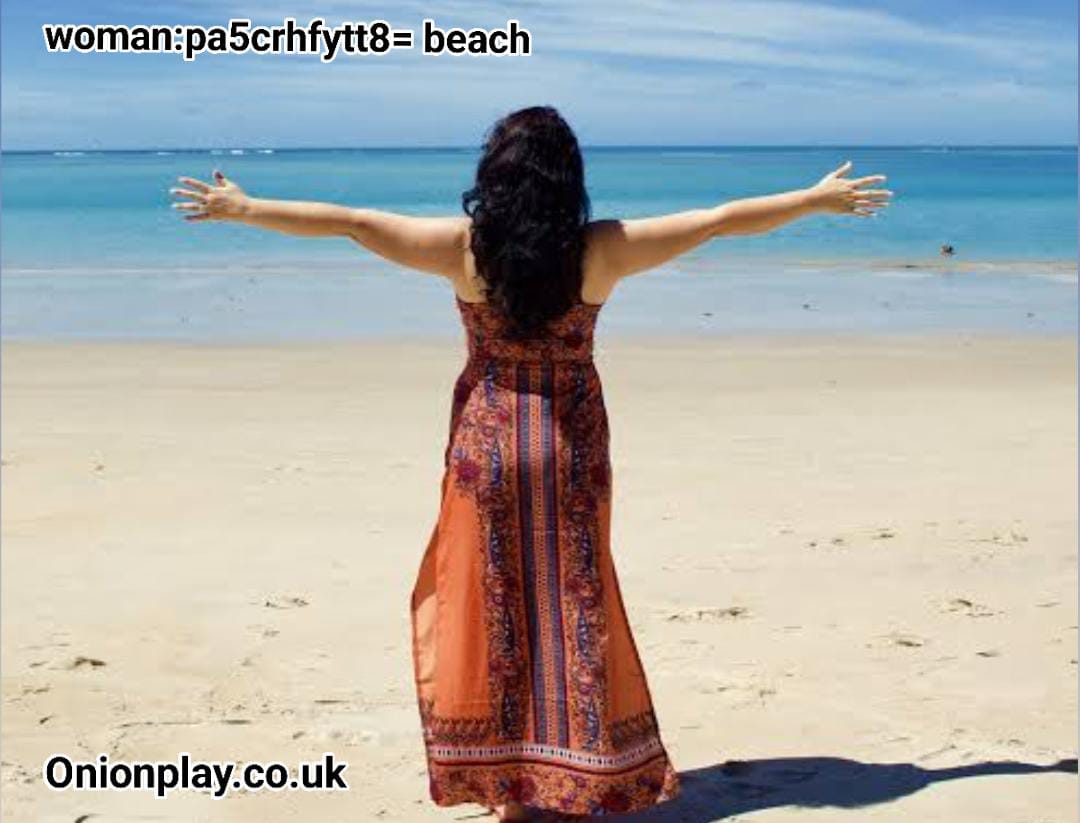 woman:pa5crhfytt8= beach